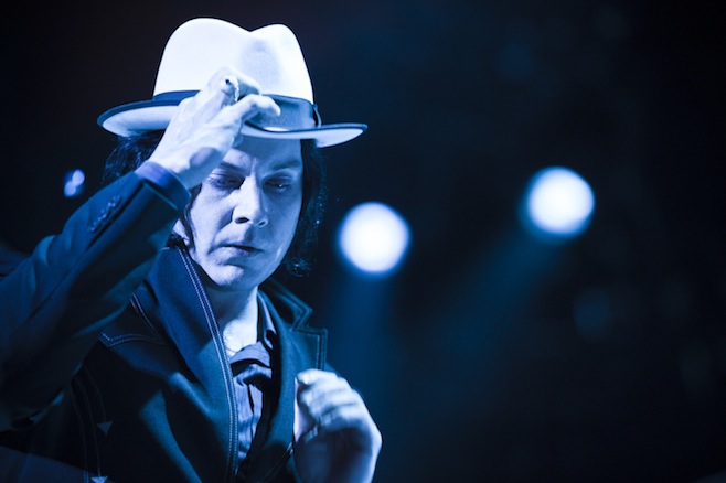 JACK WHITE PREMIERES OFFICIAL MUSIC VIDEO FOR “LAZARETTO”