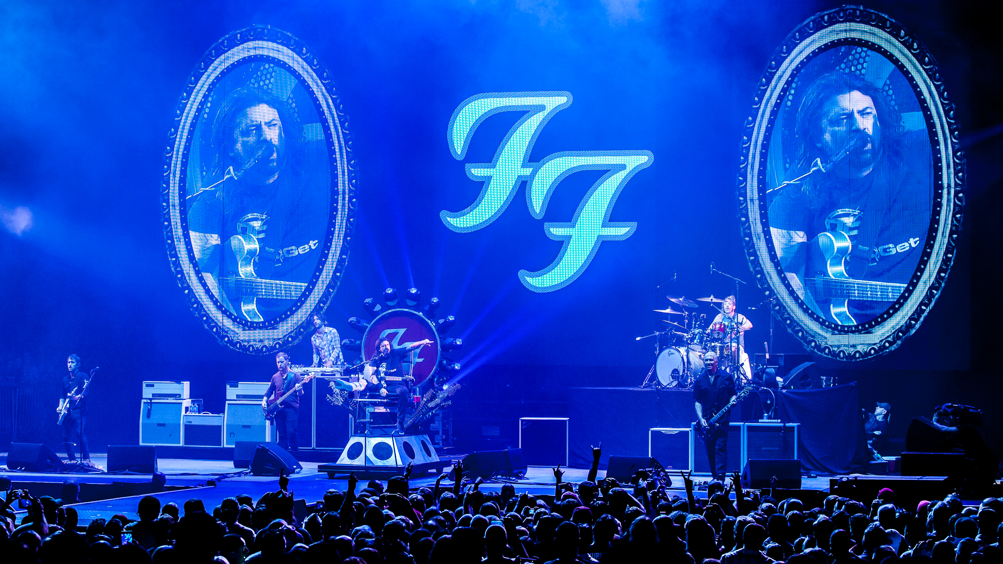 Foo Fighters Might Play New Music At Reading & Leeds