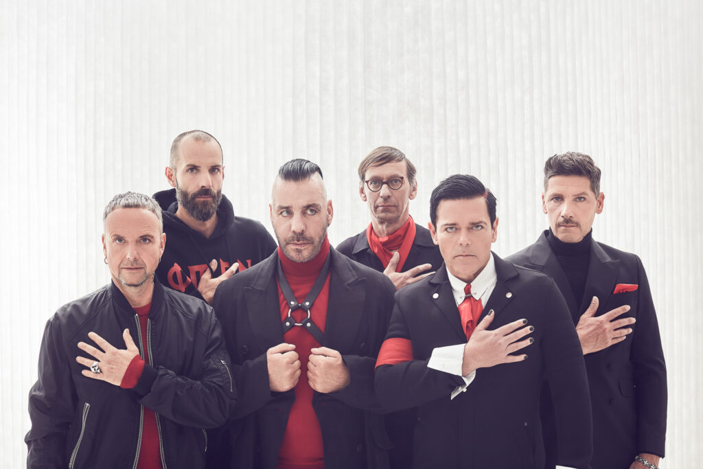 Watch Rammstein Play “Bestrafe mich” For The First Time In 22 Years ...