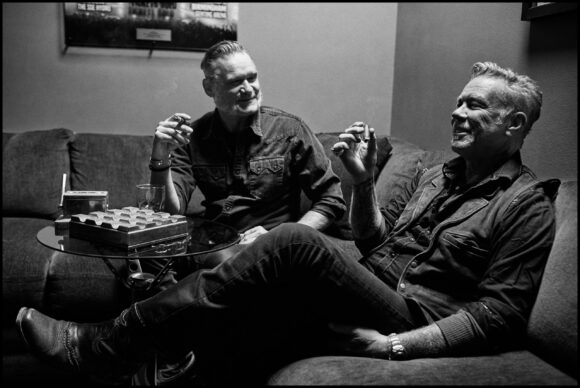 Metallica’s James Hetfield, Drew Estate Collaborate on New Blackened Cigar