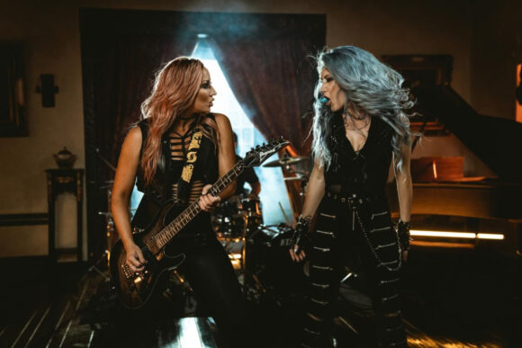 Nita Strauss Alissa White-Gluz