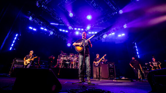 Dave Matthews Band [Credit: Matt Bishop]