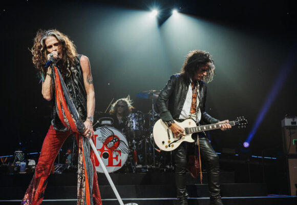 Aerosmith live 2023 [Credit: Aaron Perry]