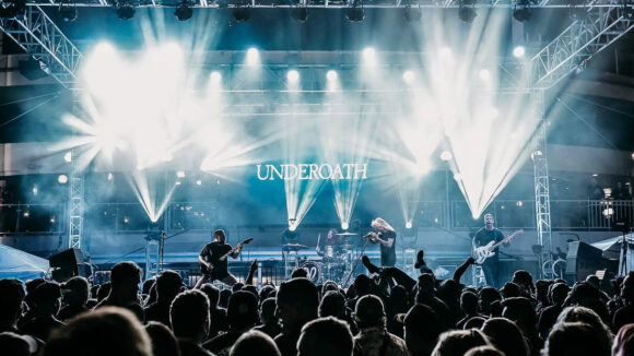 Underoath live