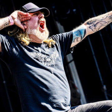 Tomas Lindberg live