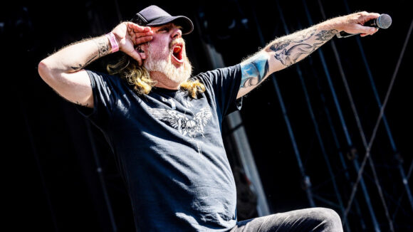 Tomas Lindberg live
