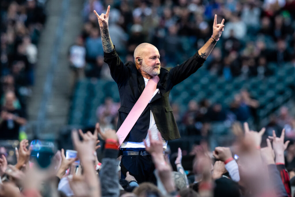 Limp Bizkit Sam Rivers live