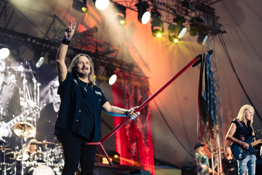 Lynyrd Skynyrd live