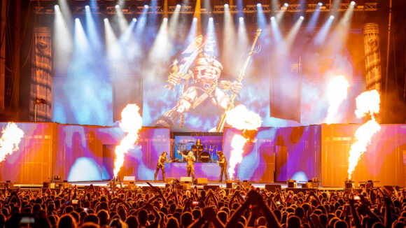 Manowar live