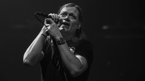 3 Doors Down Brad Arnold Dead at 47