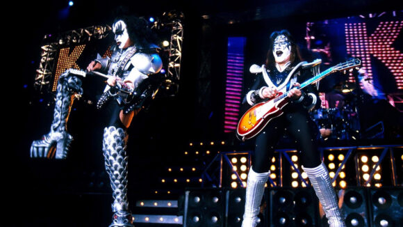 KISS guitarist Ace Frehley final show April 13 2001