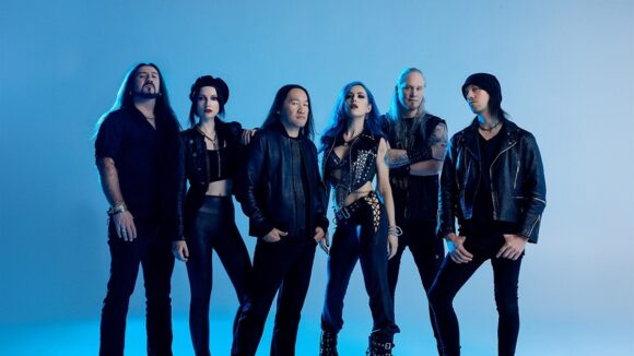 DragonForce Alissa White-Gluz DragonForce Alissa White-Gluz