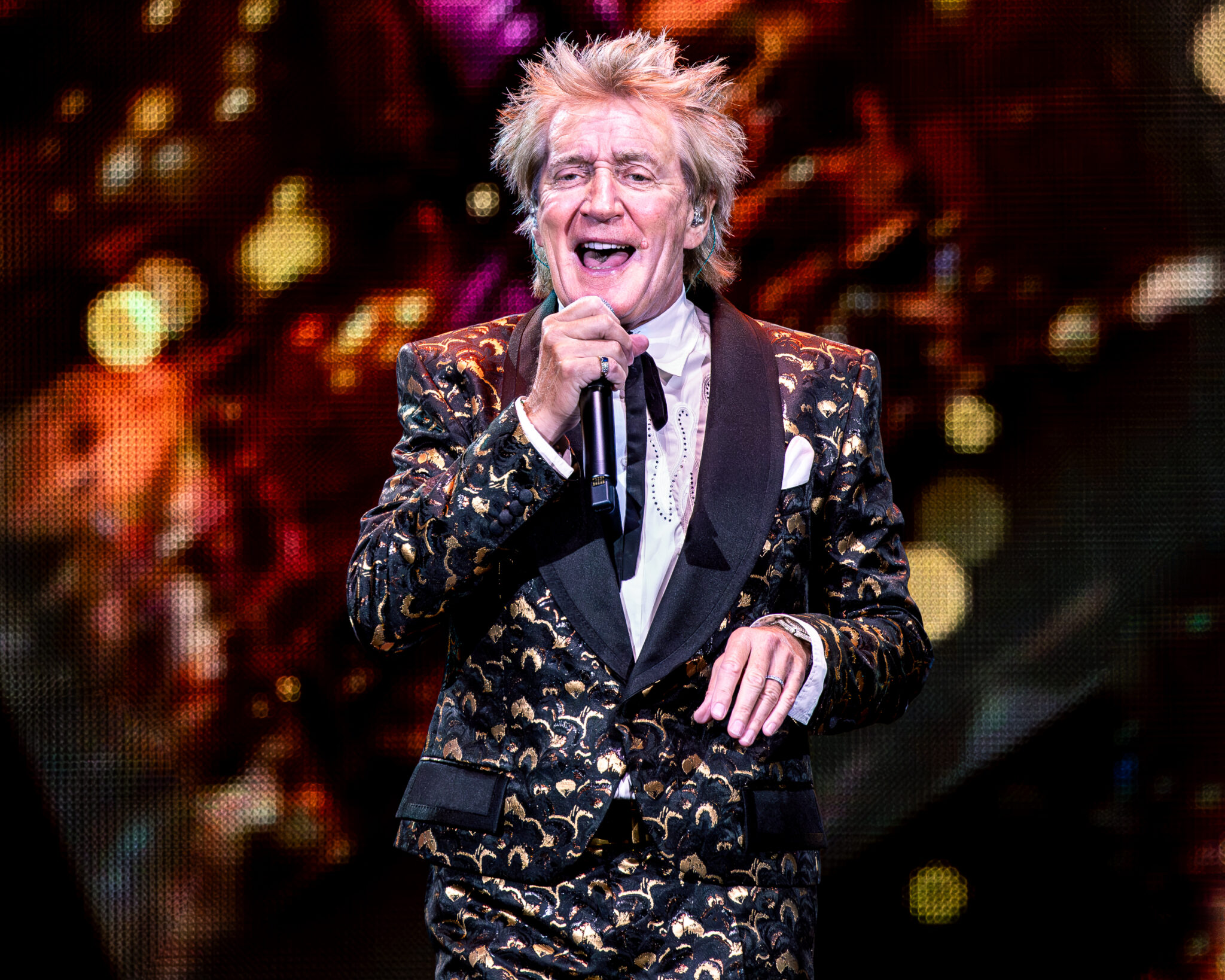 Rod Stewart Rocker Rod Stewart Announces 2027 Tour Dates