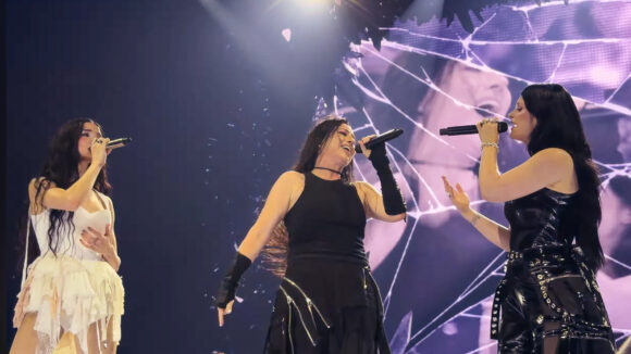 Amy Lee Poppy Courtney LaPlante End of You live O2 Arena London 2026