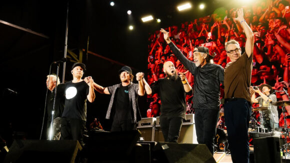 Pearl Jam Abe Laboriel Jr at Ohana Fest 2026 Pearl Jam Abe Laboriel Jr at Ohana Fest 2026
