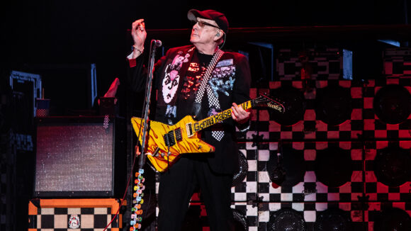 Rick Nielsen Leaves Stage for Medical Issue 2026